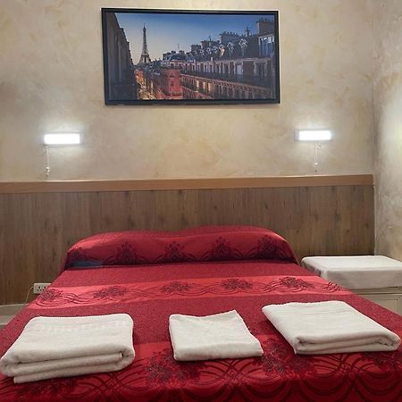 Termini Relex House Hotel โรม ภายนอก รูปภาพ