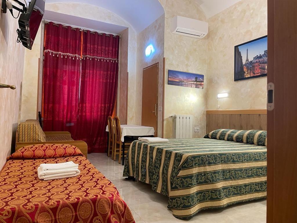 Termini Relex House Hotel โรม ภายนอก รูปภาพ