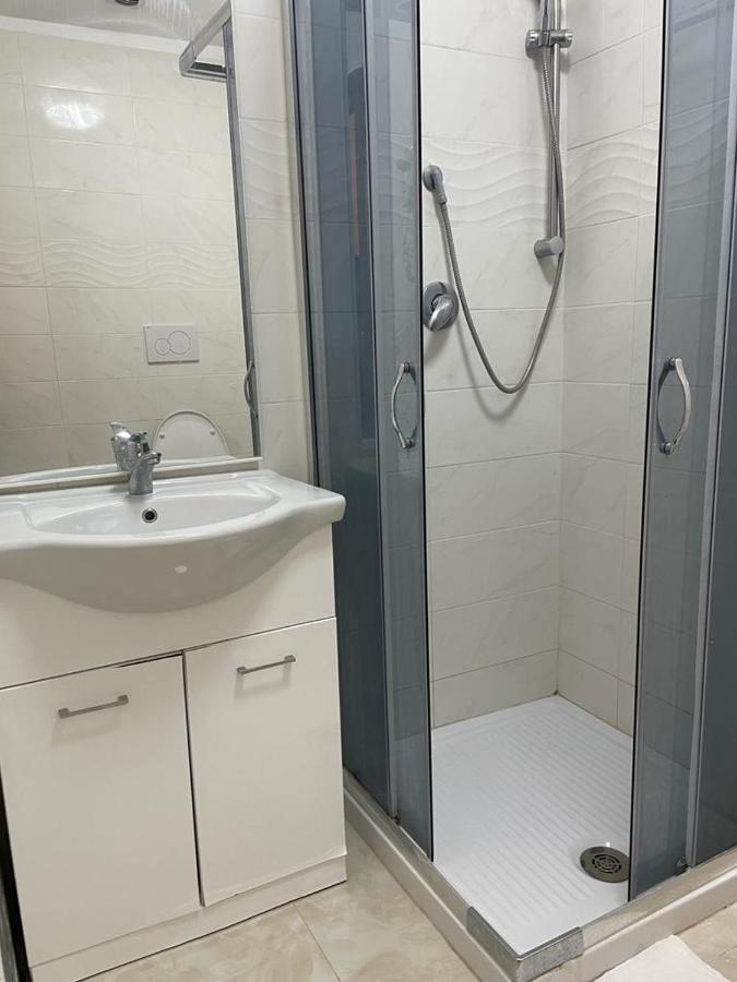 Termini Relex House Hotel โรม ภายนอก รูปภาพ