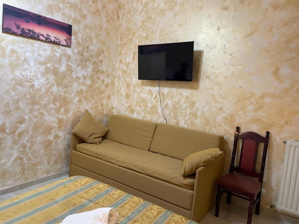 Termini Relex House Hotel โรม ภายนอก รูปภาพ